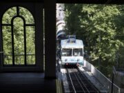 В Великобритании начато уголовное расследование по поводу смерти подростка на фуникулере