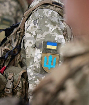 Подоляк: В Украине могут находиться сотни или тысячи российских срочников в плену