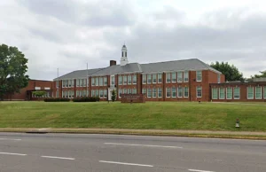 Подросток приговорен к 5 годам за принос оружия в старшую школу Виргинии